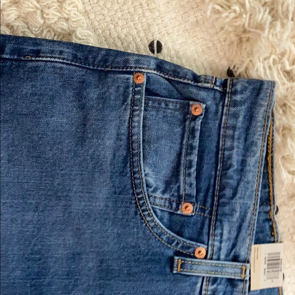 Levis - Picture 4 of 5